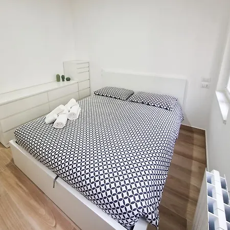 Cecilia S House Lägenhet Rom