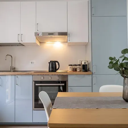 Cecilia S House 아파트 *